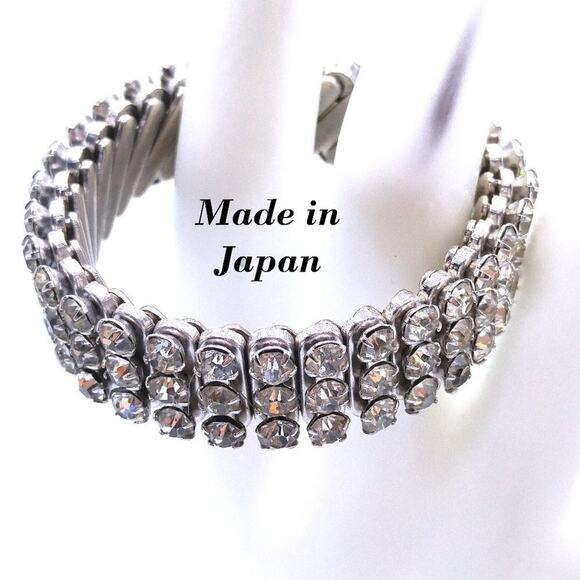 Vintage Japan Clear Rhinestone Expansion Bracelet, Clear Rhinestones, Up to 8" - Picture 1 of 10